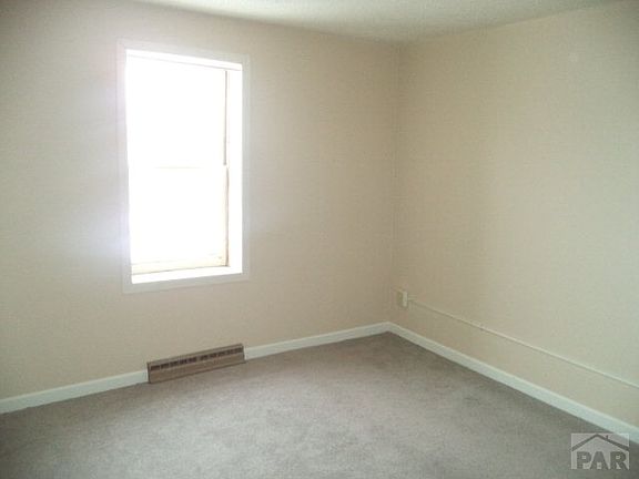 5th image of 1810 Independence Dr