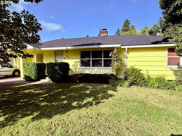 1470 Queens Way, Eugene, OR 97401