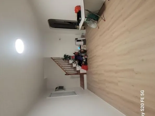 24607 87th Ave, Bellerose, NY 11426