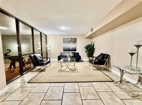 2761 Taft St, Hollywood, FL