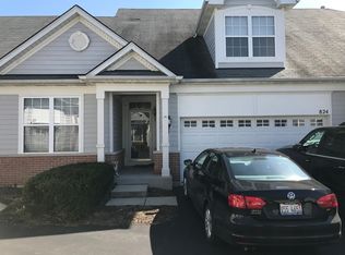 824 Skyline Dr, Batavia, IL 60510