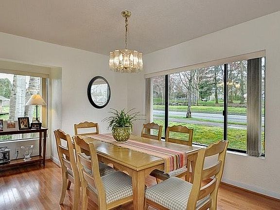 5th image of 7030 148th Ave NE