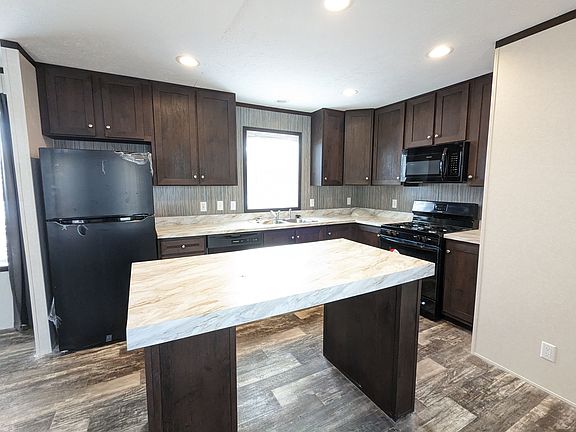 4th image of 815 Alaska St #815