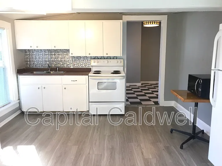 4104 N Ola Ave #3 — Photo 7
