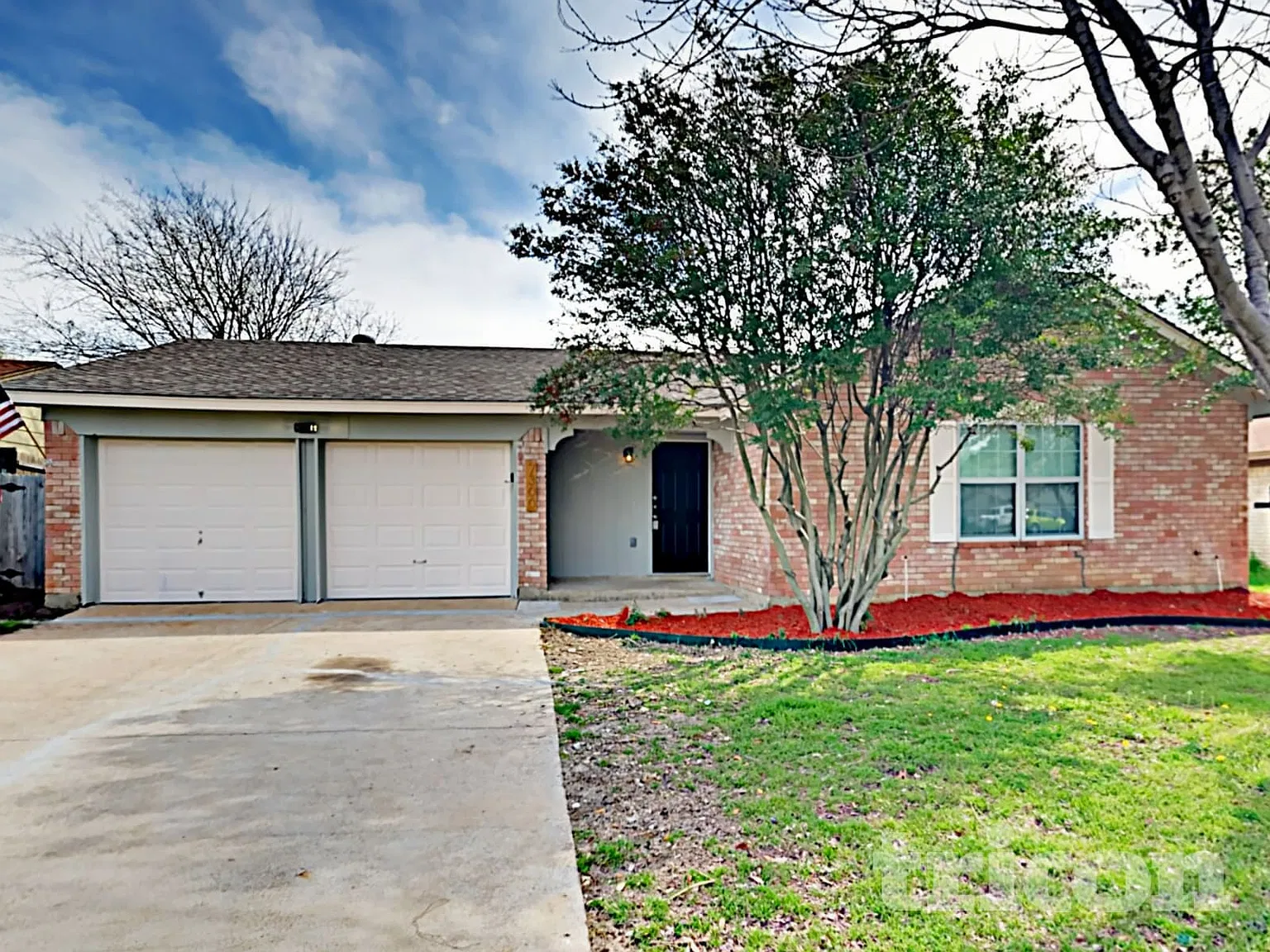 7300 Echo Hill Drive Watauga TX — Photo 2