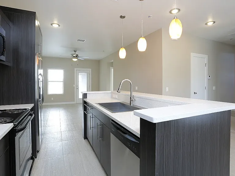 Moderno Village Apartments and Town Homes — Photo 16