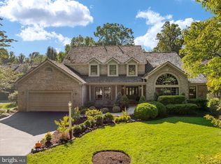 1358 Lake Forest Ct, Reston, VA 20194