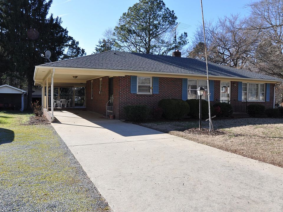 1st image of 1045 W Oak Hill Dr