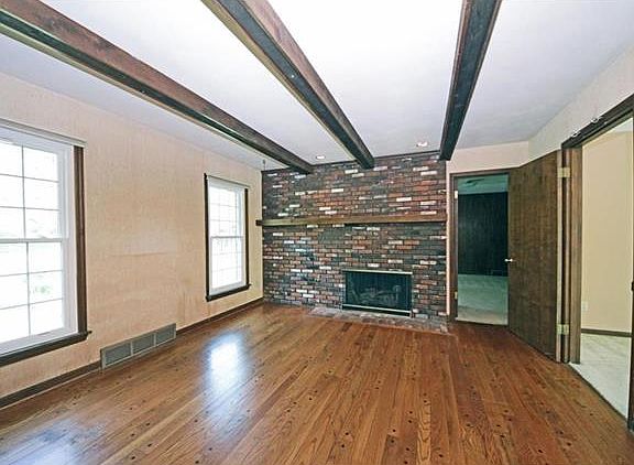 2nd image of 1518 Lynkirk Ln