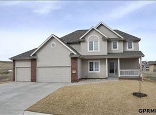 4720 N 173rd Cir, Omaha, NE 68116