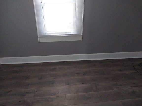 3rd image of 26 W Oneida St APT 3