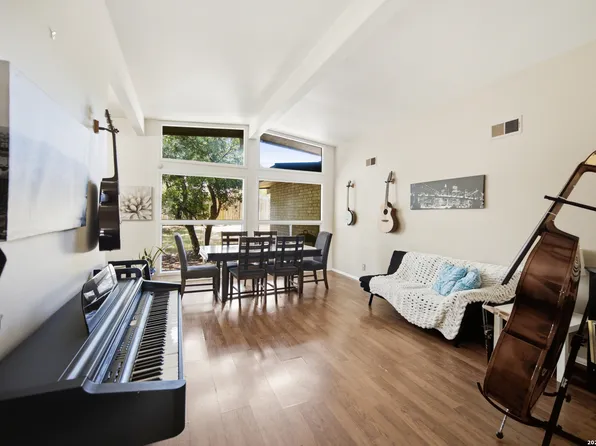 3515 WILLIAM PENN DR, San Antonio, TX 78230