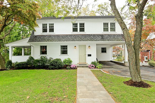 1st image of 72 Chatsworth Ave