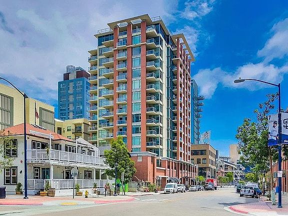 2nd image of 427 9th Ave Unit 608