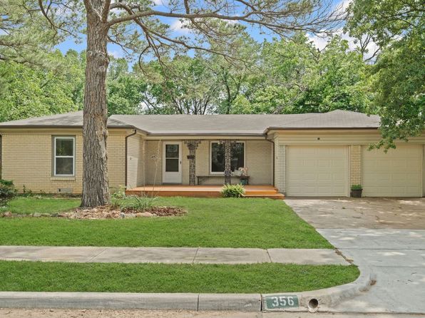 356 Bedford Ct E, Bedford, TX 76022