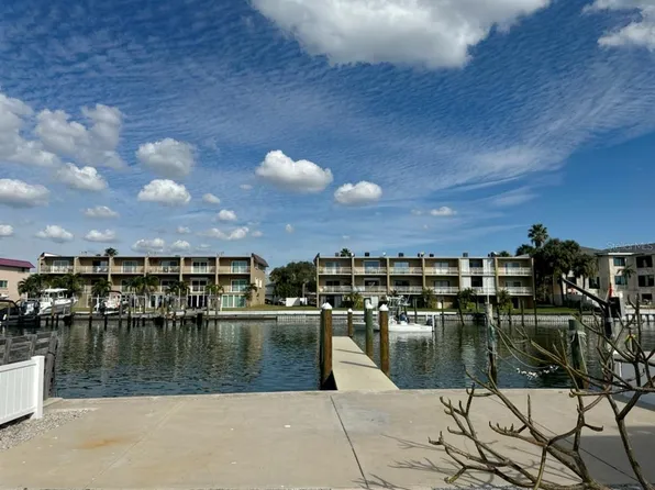 12408 Lagoon Ln, Treasure Island, FL 33706
