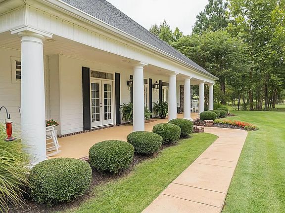 4th image of 3285 Shadowood Ln