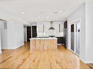 39 Lexington St #4, Boston, MA 02128