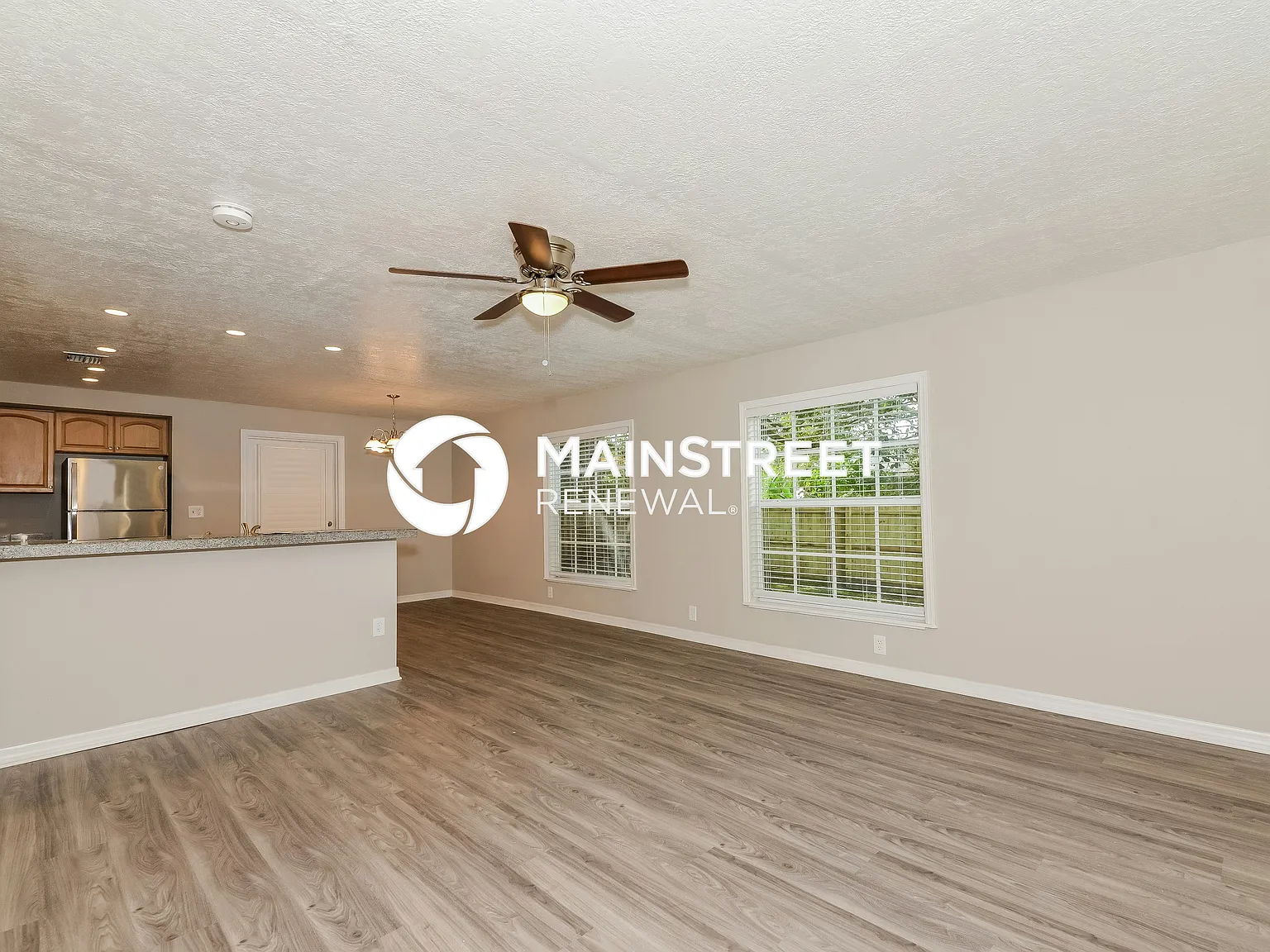 2136 Fairfield Ave — Photo 3