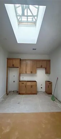 3 bed, 2.0 bath, 2944 sqft, $3,725 — Photo 1