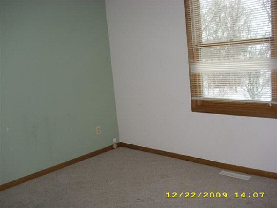 4th image of 109 Chanticleer Ln NE