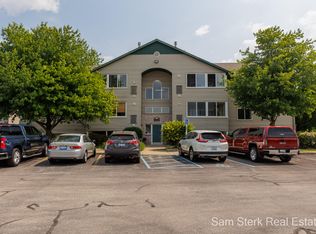 5887 Crosswinds Dr #43, Muskegon, MI 49444