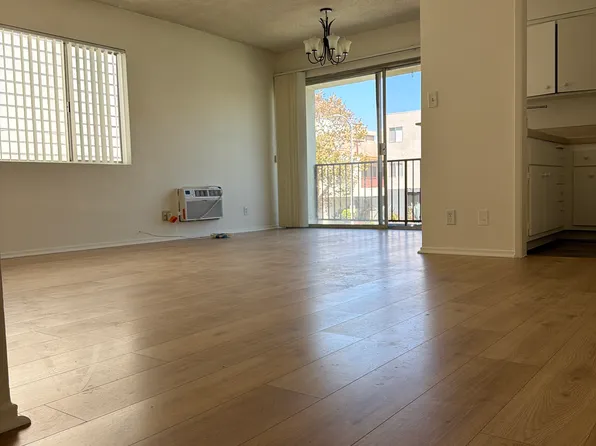 3667 Dunn Dr, Los Angeles, CA 90034