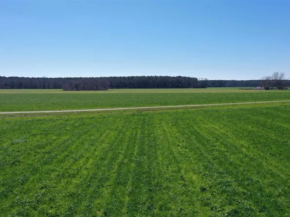 1 McCullough Rd, Atmore, AL 36502