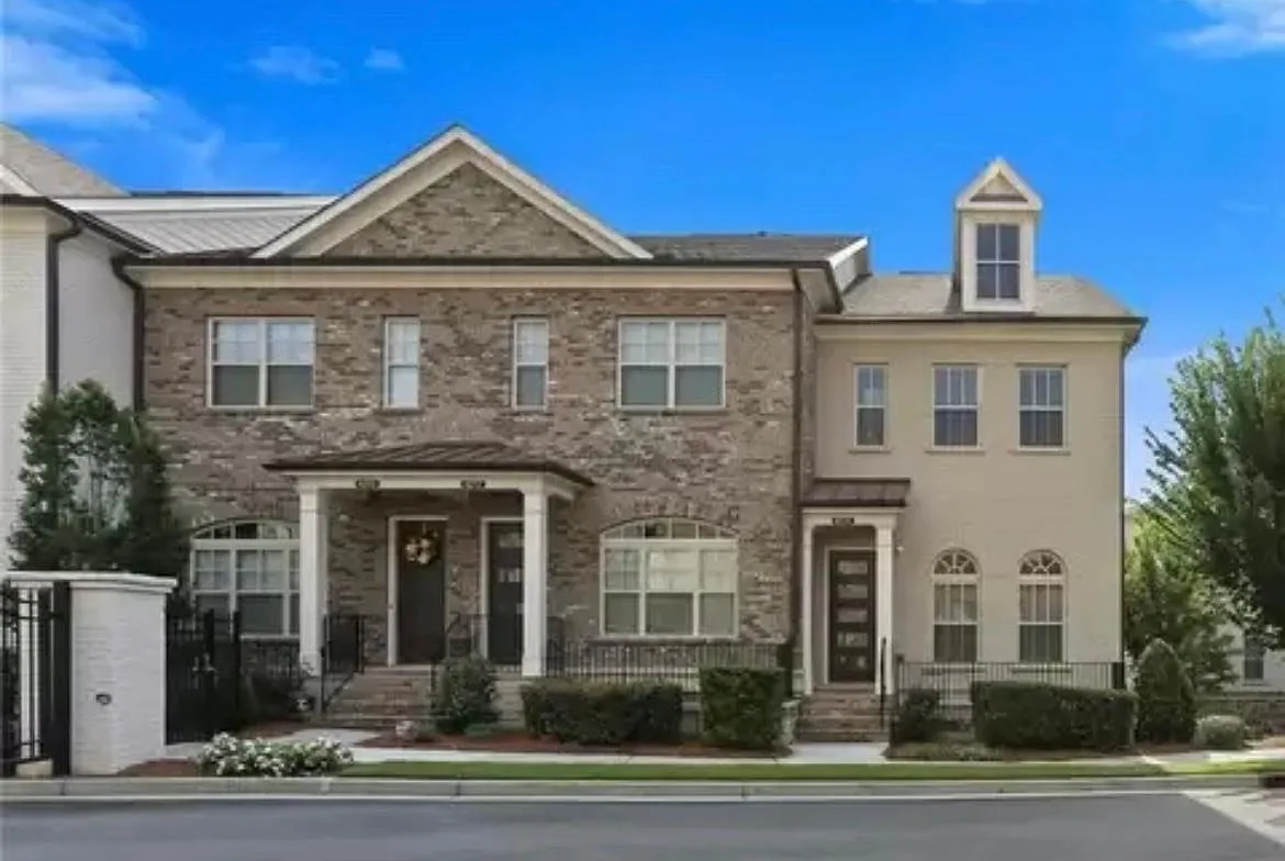 4214 Deming Cir — Photo 1