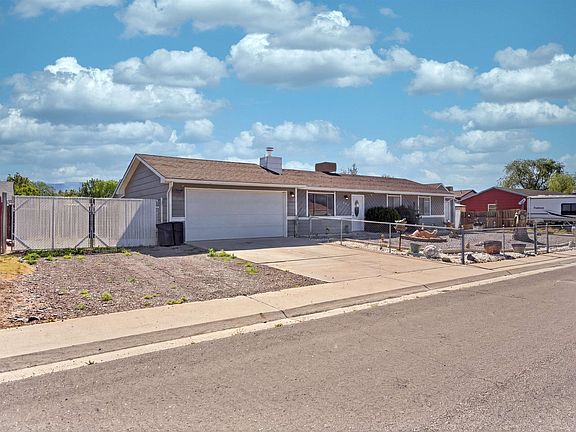 2nd image of 494 Royal Ann Way