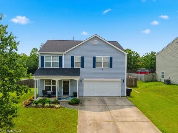 4820 Redland Ct, Mc Leansville, NC 27301