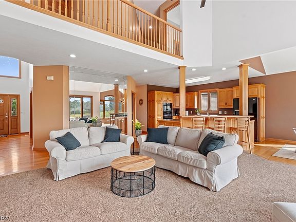 4th image of 6361 Highland Green Dr