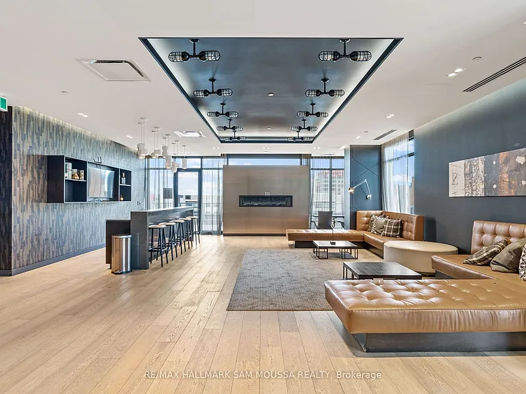 255 Bay St #1208 — Photo 36