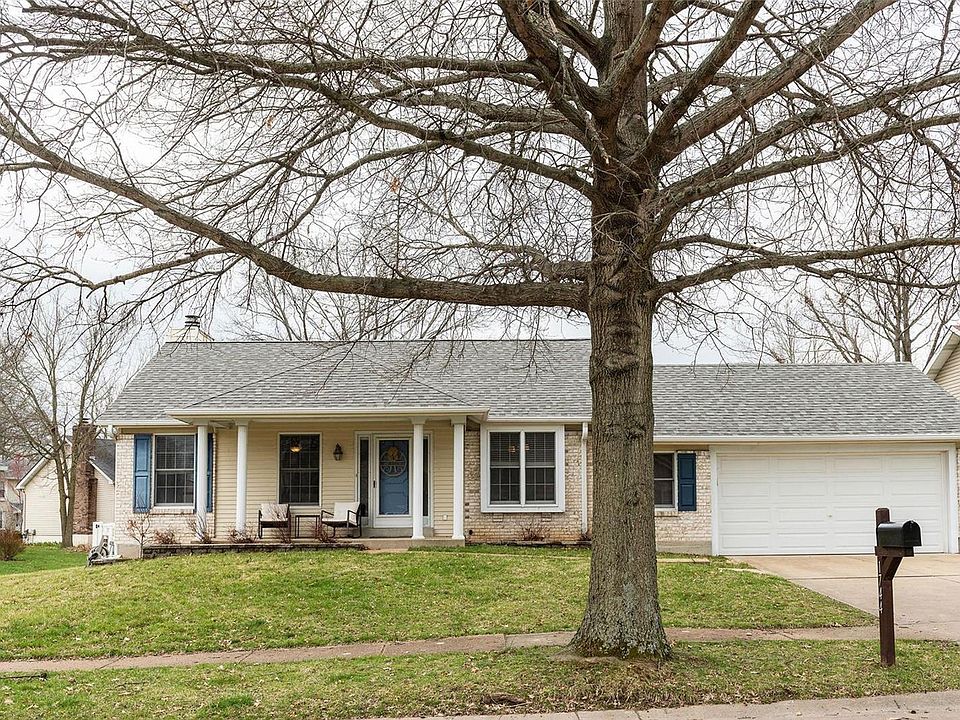 2nd image of 1744 Tralee Ln