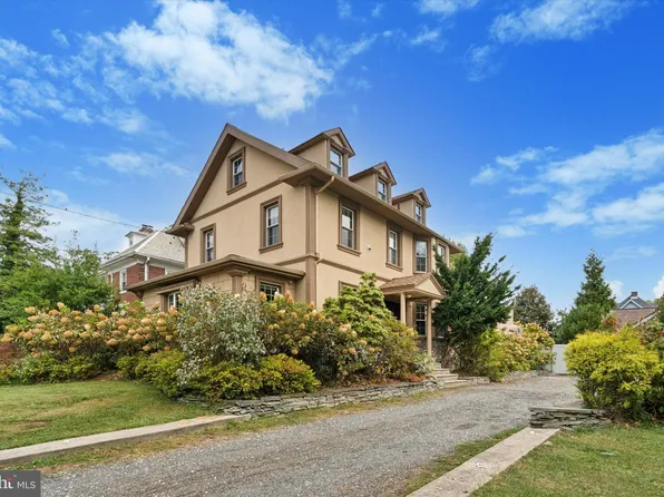 233 W Winona Ave, Norwood, PA 19074