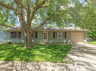 5440 Lobo Dr, Indianapolis, IN