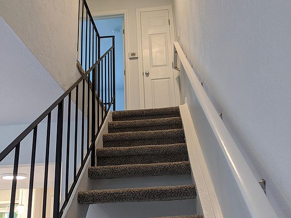 3rd image of 1031 Clyde Ave APT 601