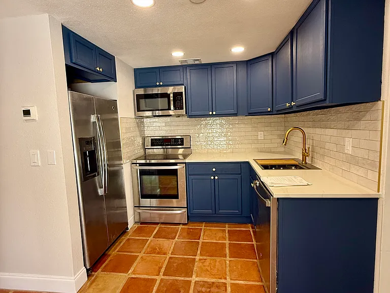 127 Debary Dr — Photo 21