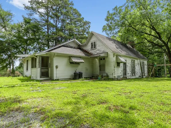 1031 Weatherford Loop Rd, Halifax, VA 24558