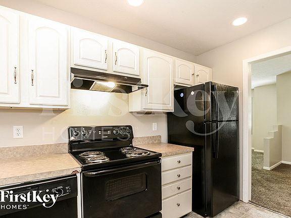 5th image of 5004 E 40th St