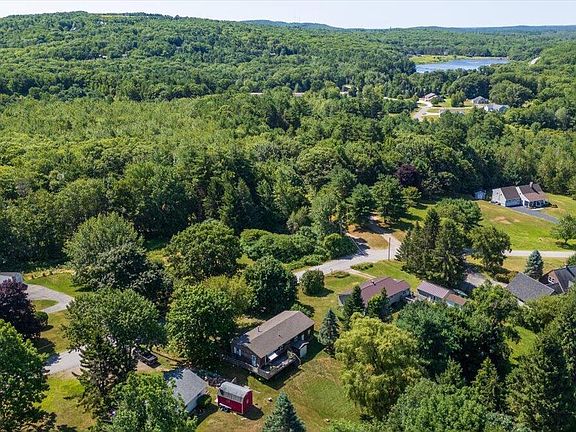 2nd image of 5 Keller Drive