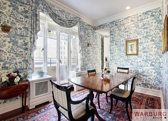 Sold by Warburg | media 23