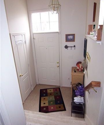Mid-level Foyer