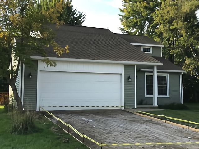1st image of 8415 York Ct