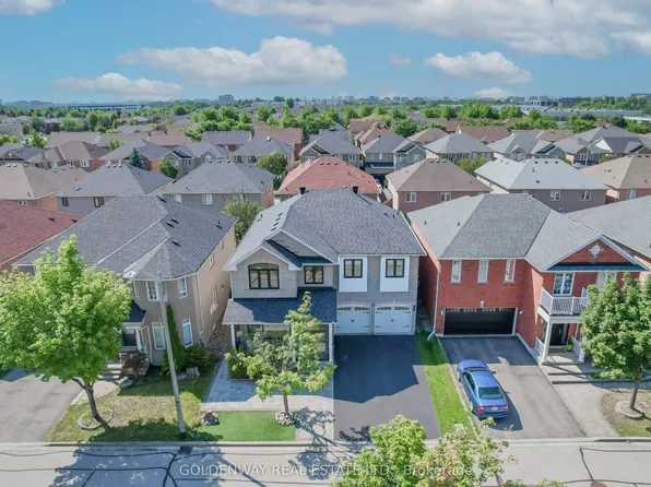 19 Markshire Rd, Markham, ON L6C 2Z6