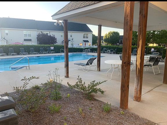 5th image of 7526 Pilot Cove Ct