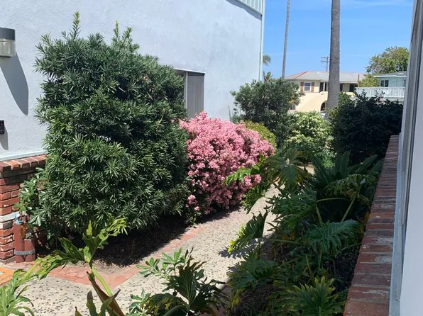 4953-4955 W. Point Loma Blvd.