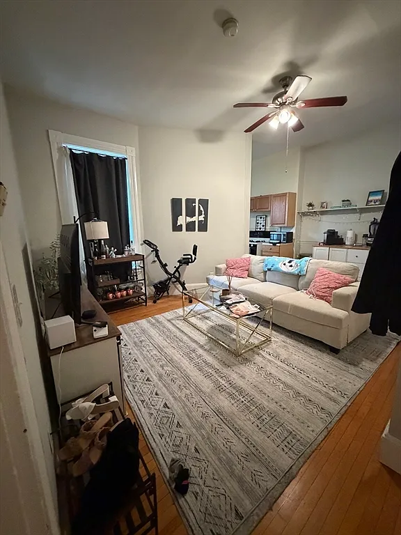 1 bed, 1.0 bath, 650 sqft, $2,550 — Photo 3