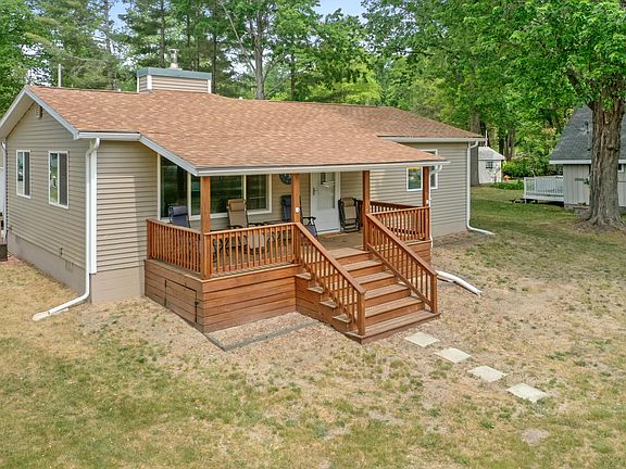 2nd image of 117 Briarwood Dr
