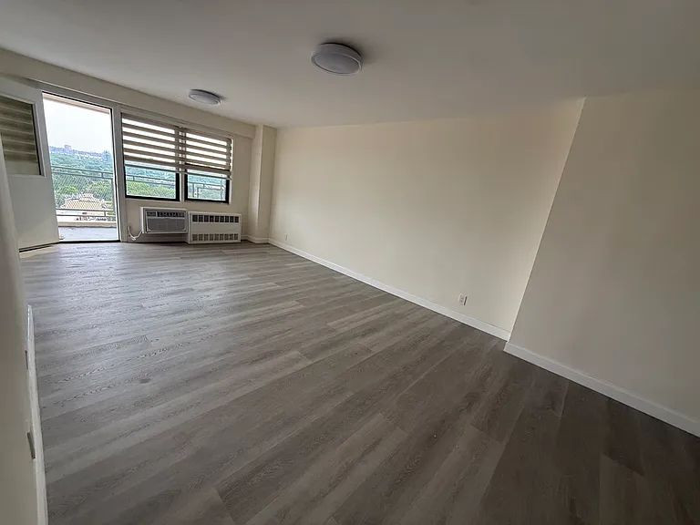 14430 Roosevelt Ave #601 — Photo 7